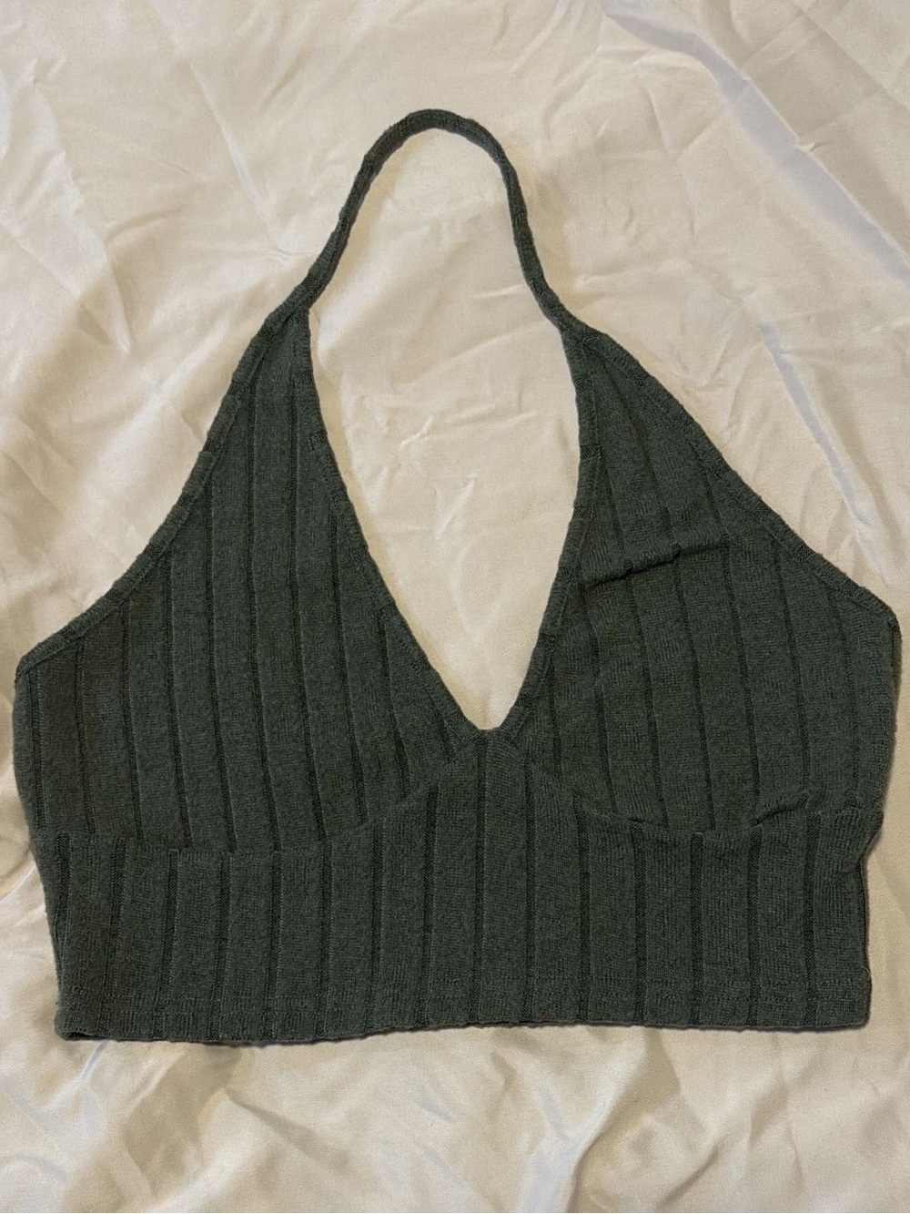 SHEIN Olive Ribbed Halter V-Neck Crop Top